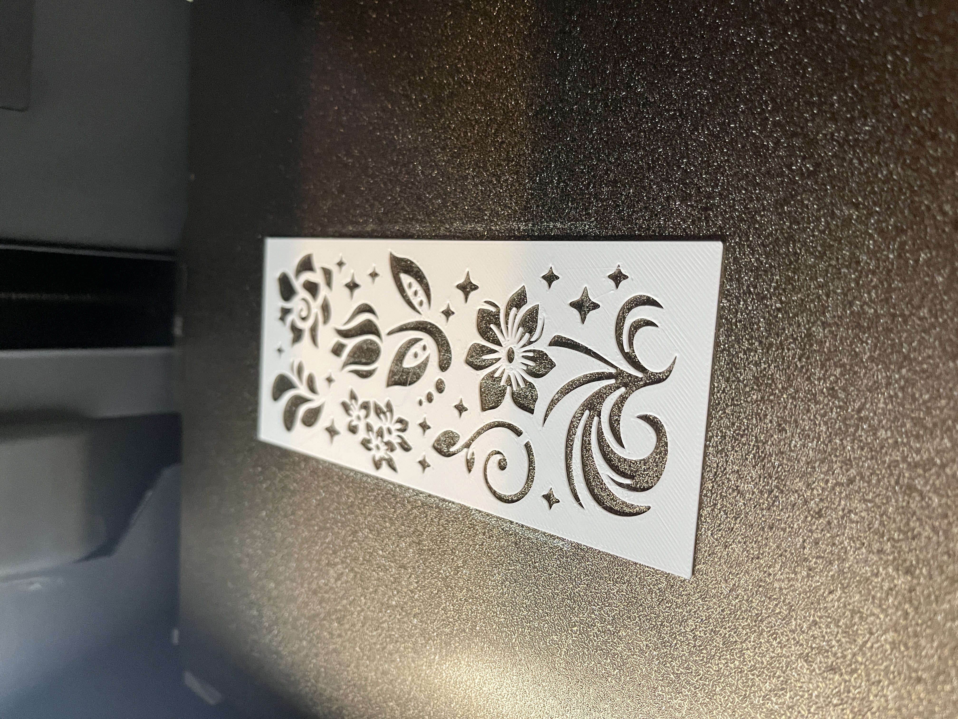 Miniatura 1 do modelo 3D Stencil Floral