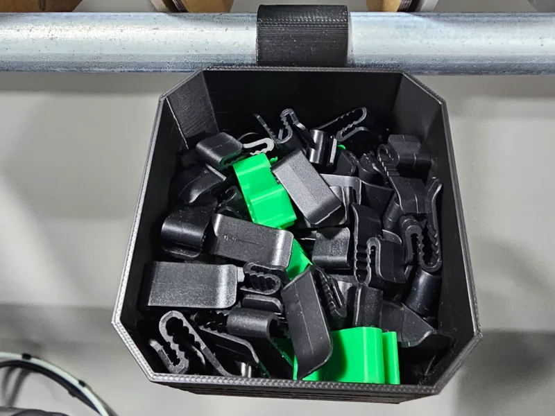 1/2" EMT Conduit Container for Filament Spool Clip