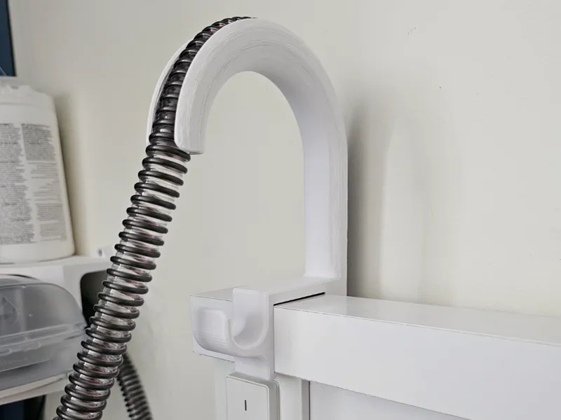 Resmed Airsense 11 hose holder with hook