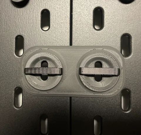 Skadis T-clip connector