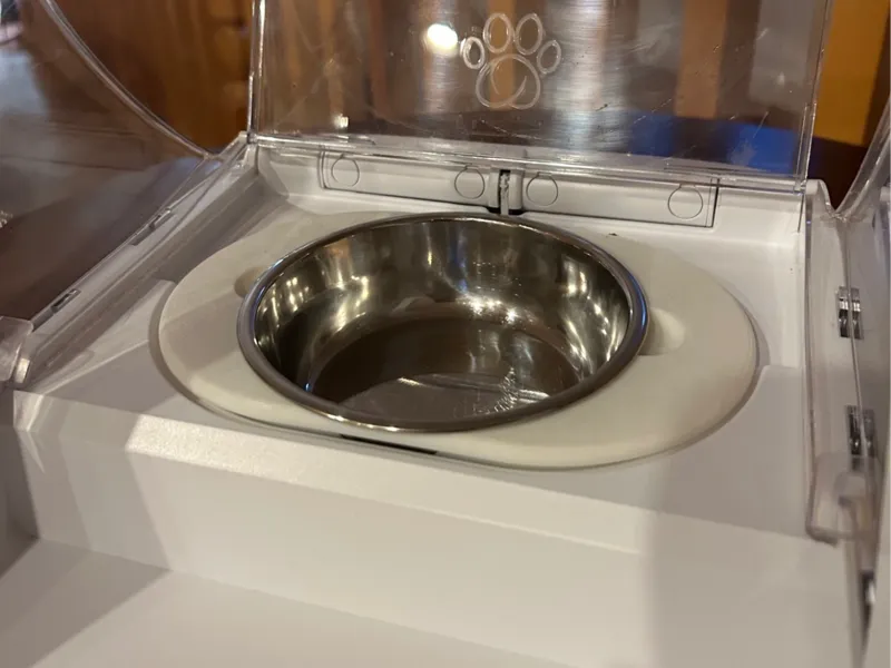 Surefeed Cat Food Bowl Adapter
