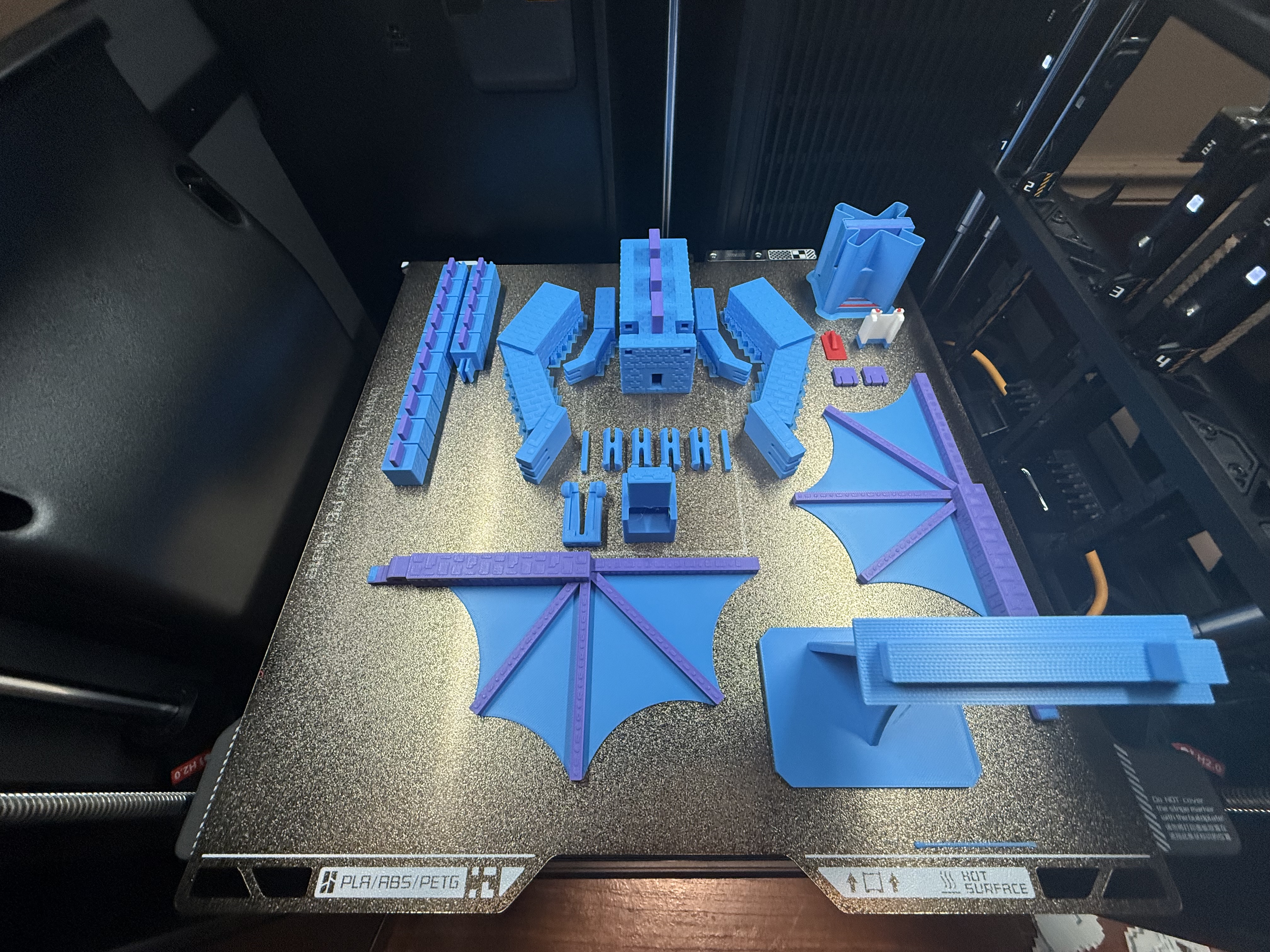 Miniatura 4 do modelo 3D Minecraft Ender Dragon
