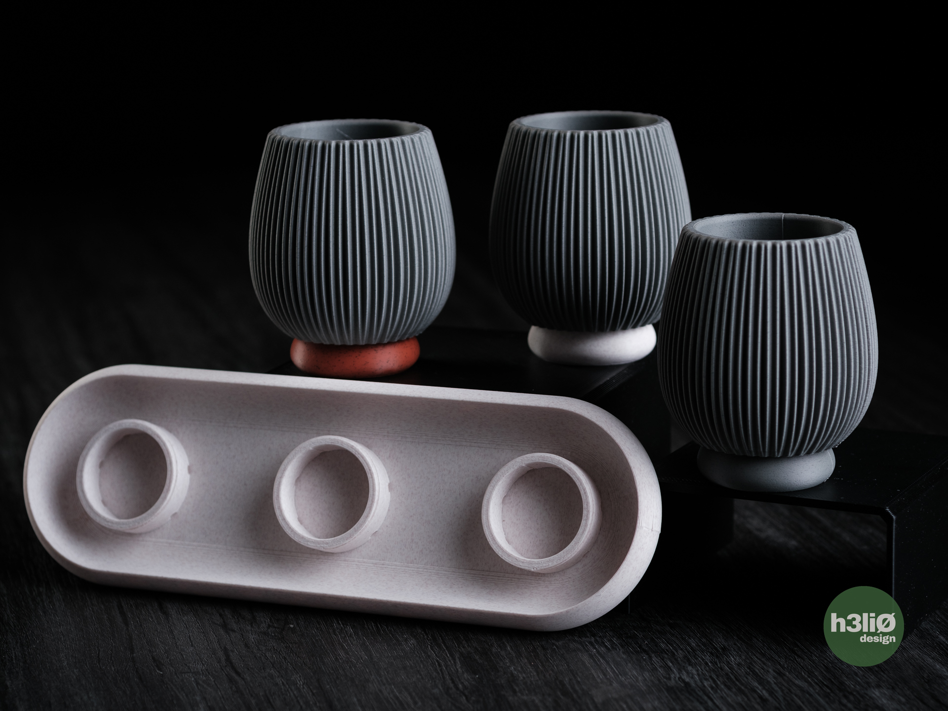 Miniatura 1 do modelo 3D baleal • planter