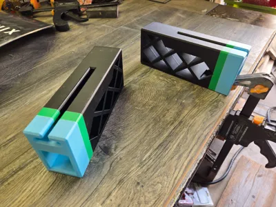 Snowboard Waxing Stand