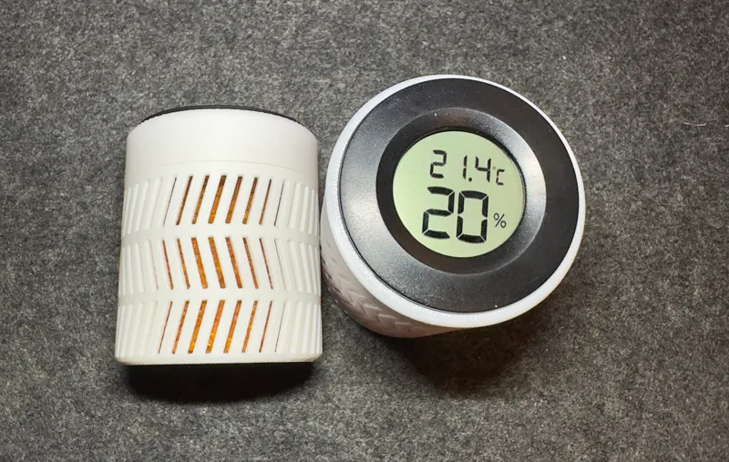 Yet another Desiccant (silica gel) container