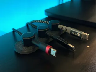 Braided USB desk organizer