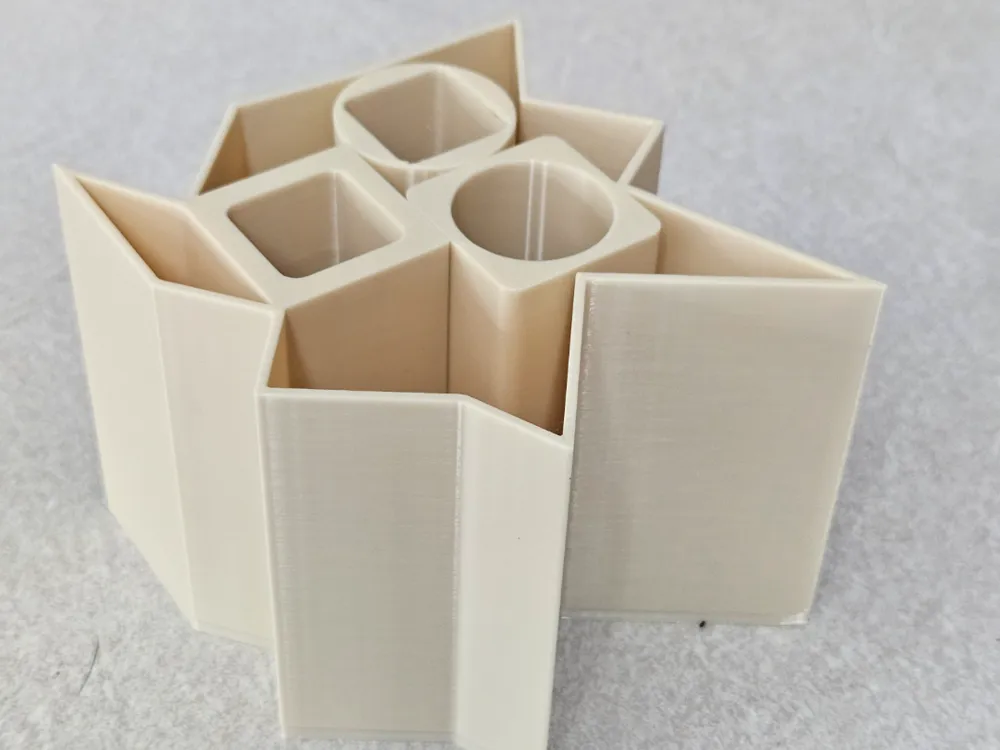 Abstract Desktop Organizer by Thomas MakerWorld: Download Free 3D Models