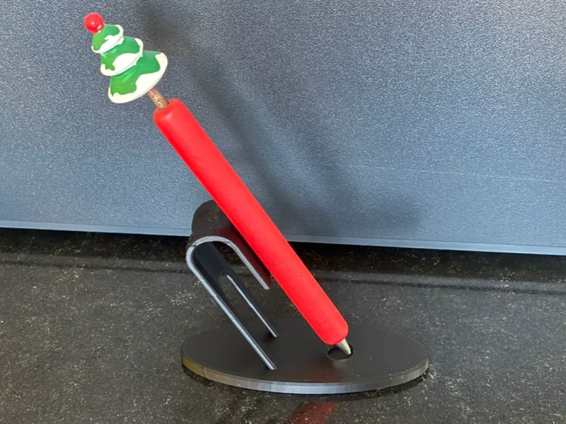 Pen holder