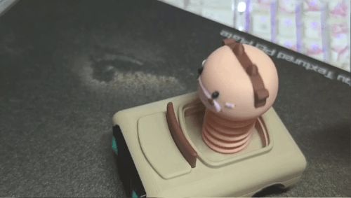 惯性动力弹簧长颈鹿车Inertial power spring long neckeddeercar