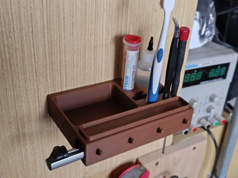 Wall-mounted tool holder