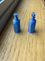 Bouteille NOS pour diorama de voiture — photo 2