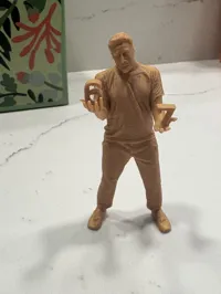 Statuette meme « 67 » façon burrito — photo 4