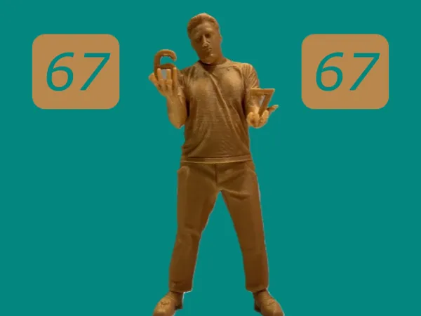 Statuette meme « 67 » façon burrito