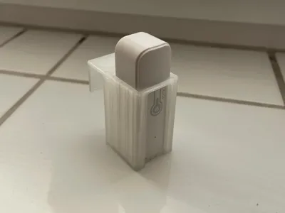Tuya Temperature Sensor Window Mount Exterior