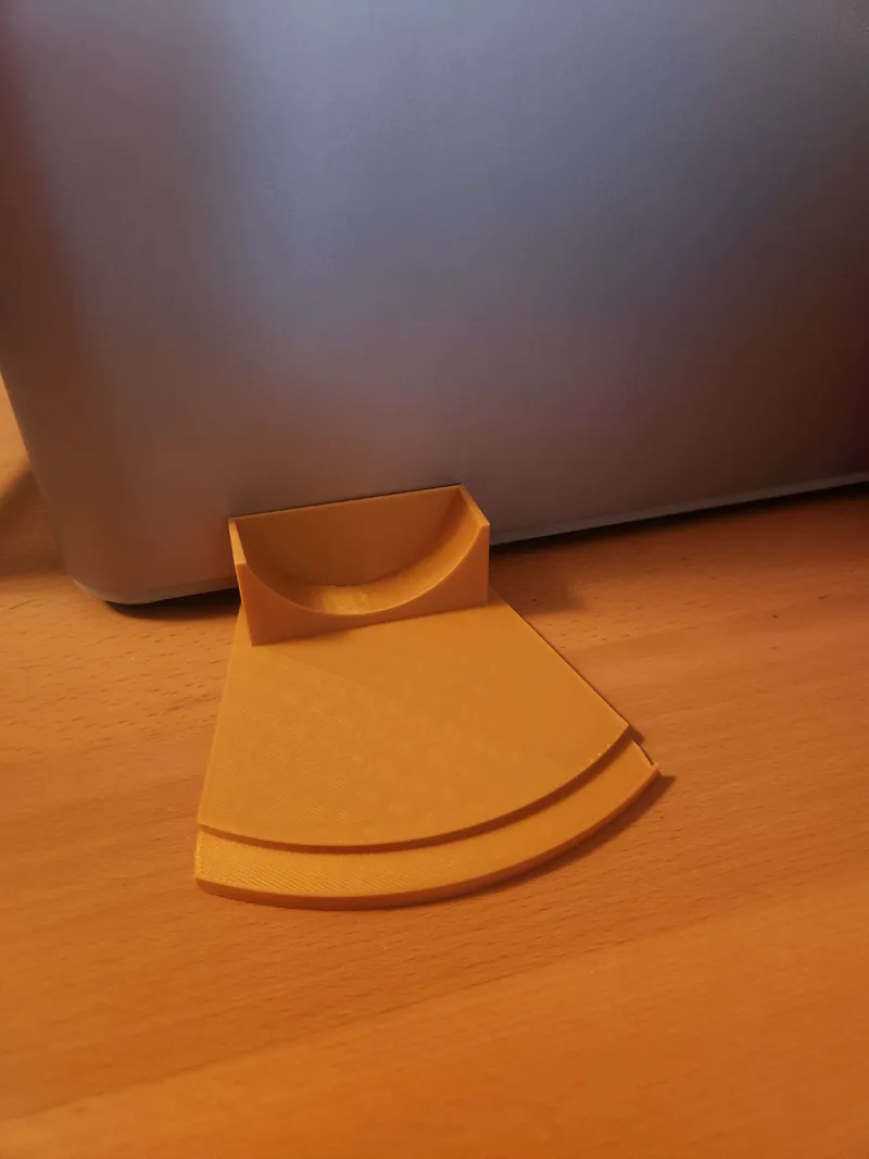 Curved stand for 90 degree Lithophanes