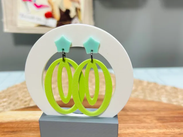 Elongated Retro Oval Earrings