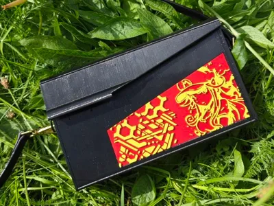 Women's handbag