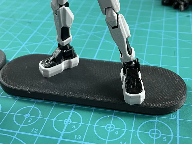 Dummy 13 Magnet Boots with Magnet Board