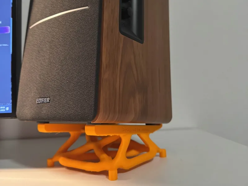 Generative speaker stand