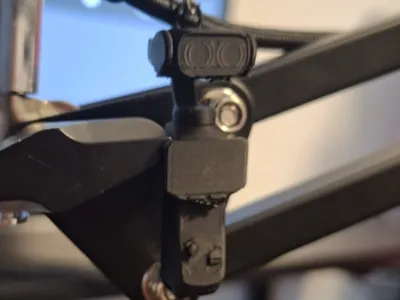 Insta360+LunaUltra mini key chain