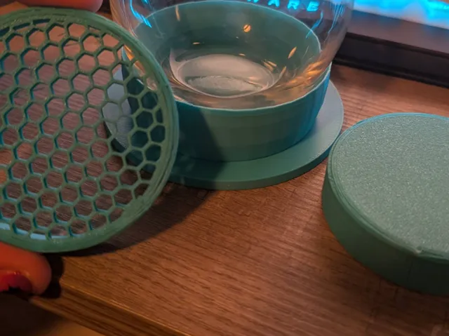 Stemless Wine glass holder with lid