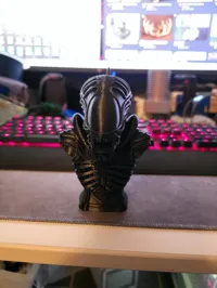 Xénomorphe — figurine créature extraterrestre — photo 4