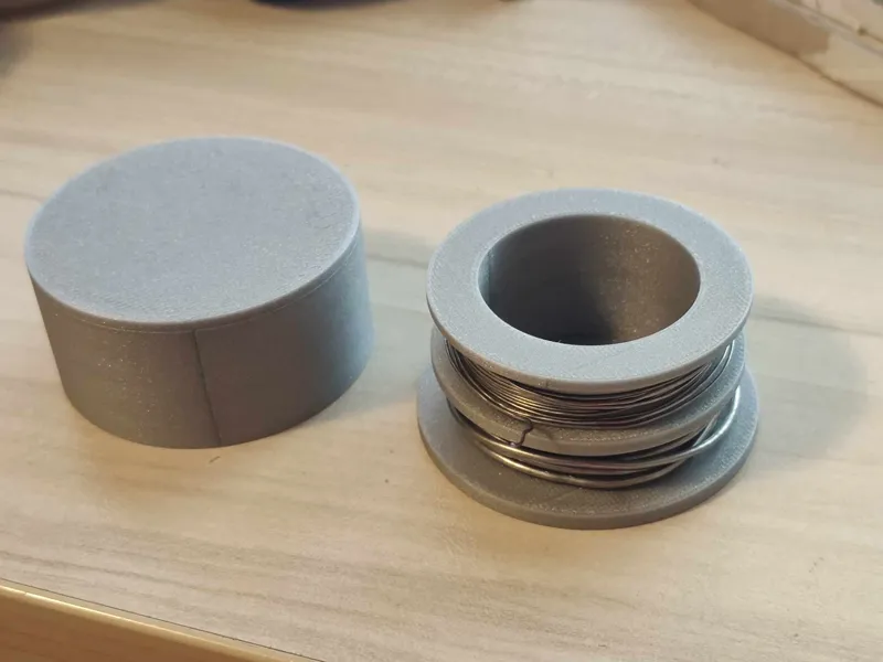 Solder wire and flux box
