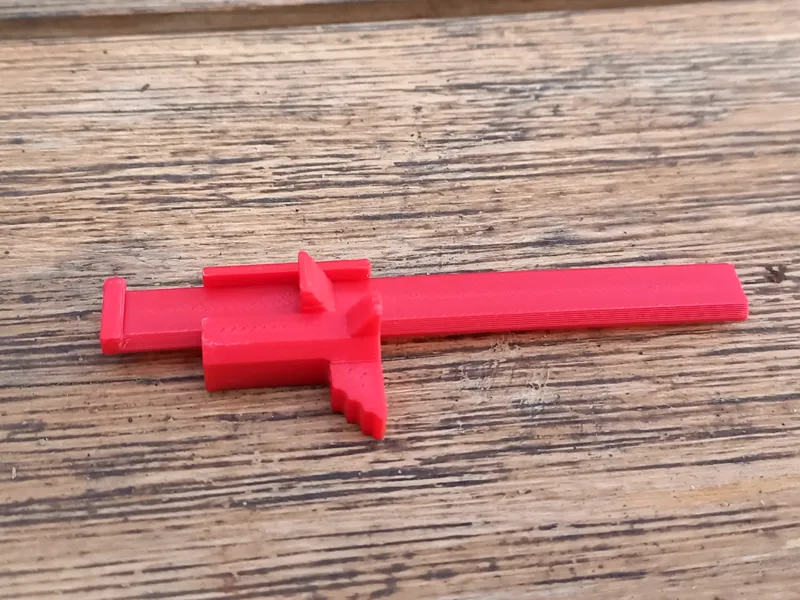 Mini calipers for hard to reach places