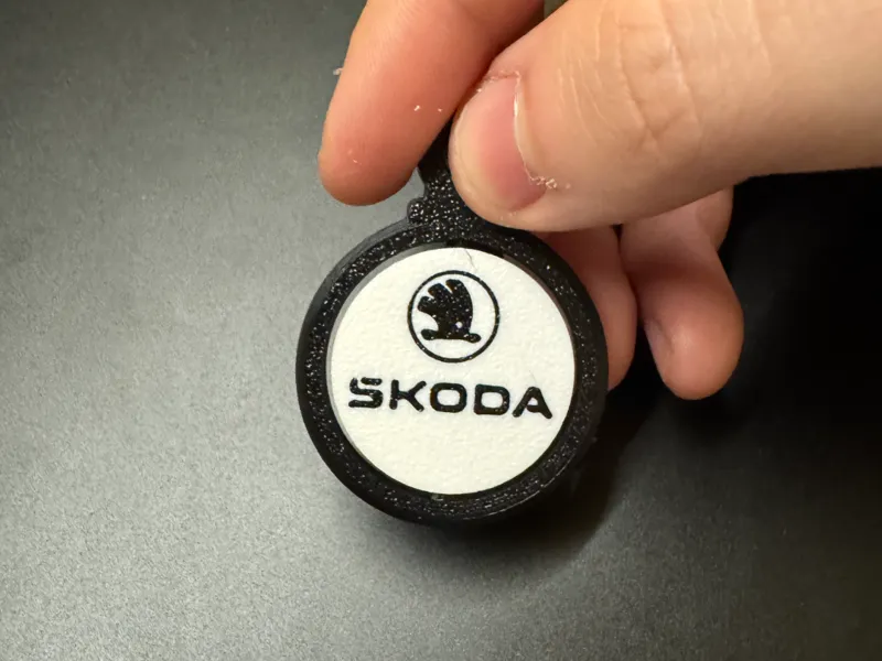 Škoda rotating keychain