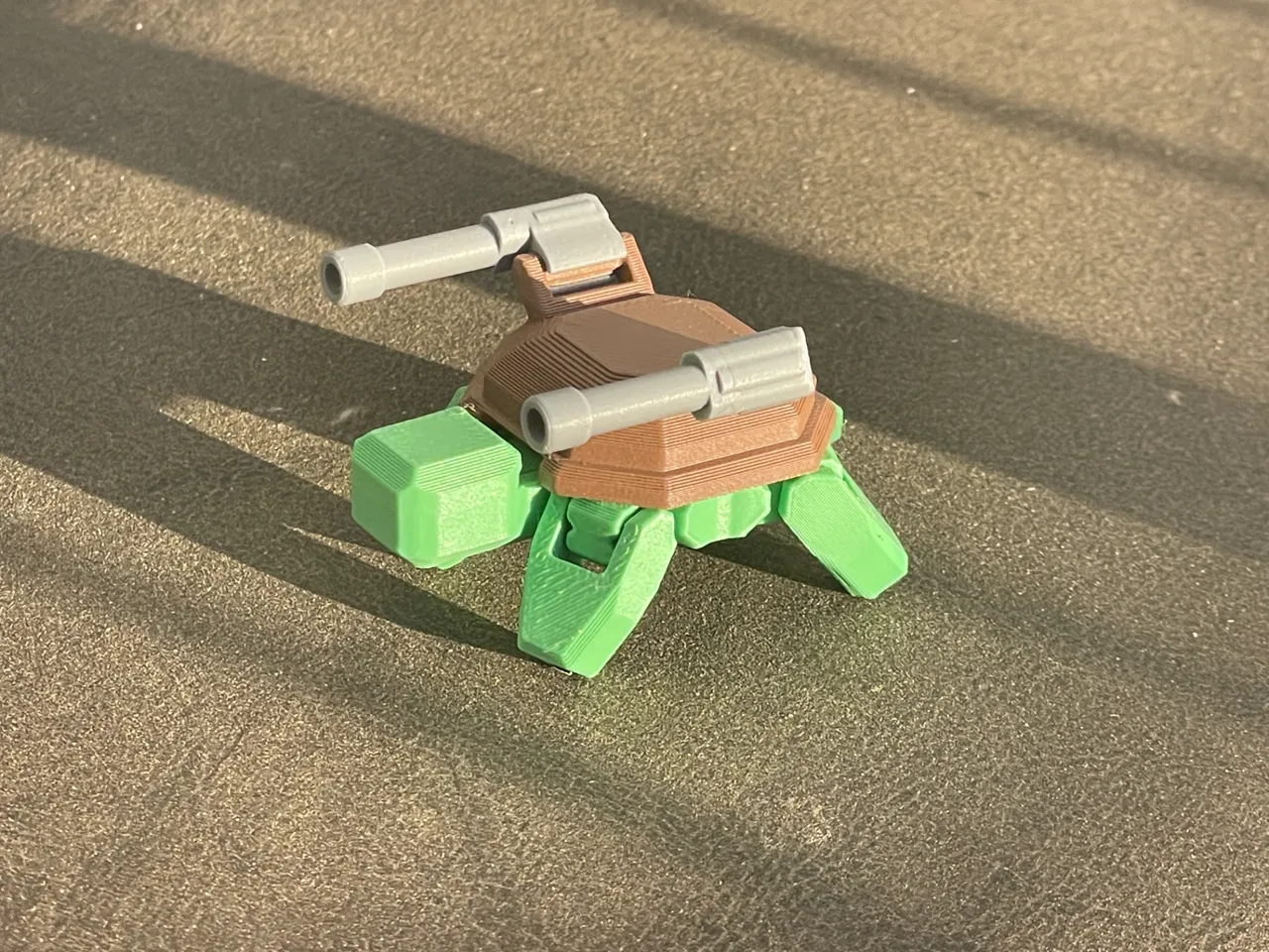 tiny turtle tank - Model Kit view 4