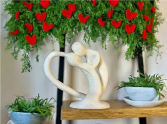 Valentine statue