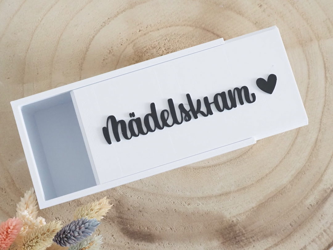 Aufbewahrungsbox mit Schiebedeckel „Mädelskram“ 