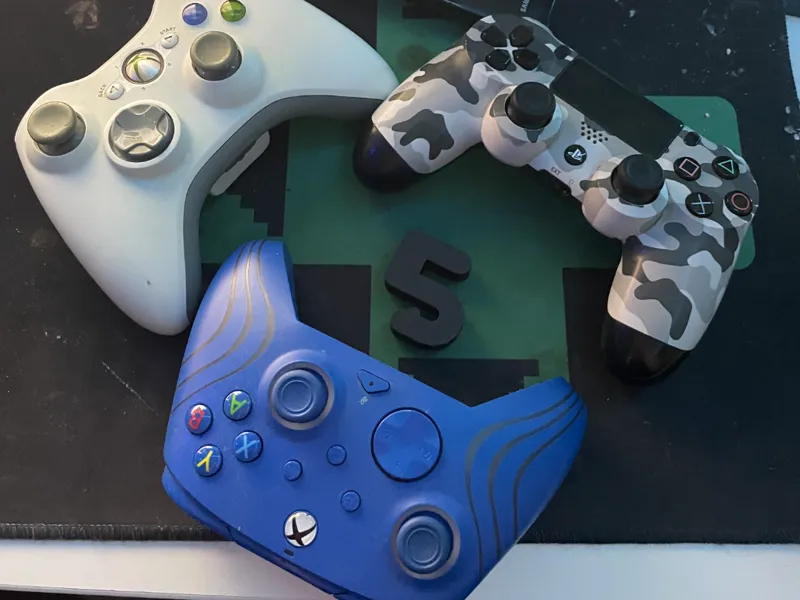 The Universal Portable Controller Holder