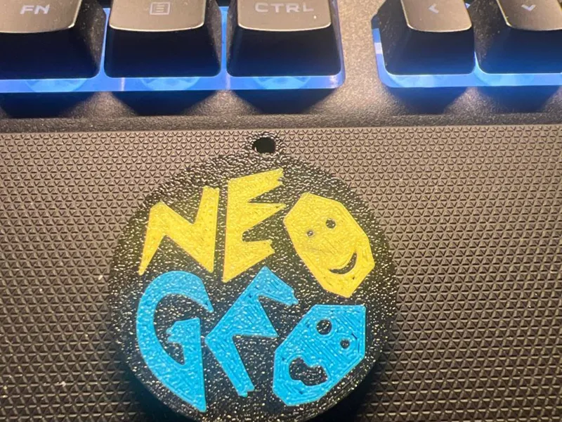 llavero neo geo snk
