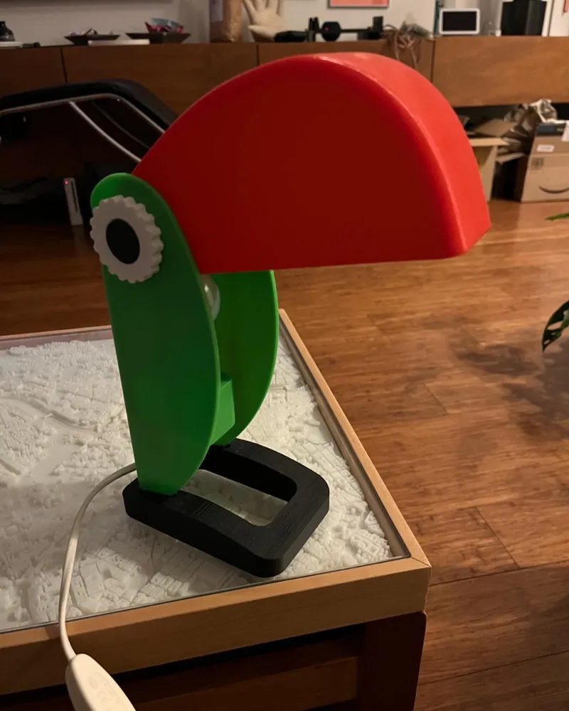 Tucano Lamp