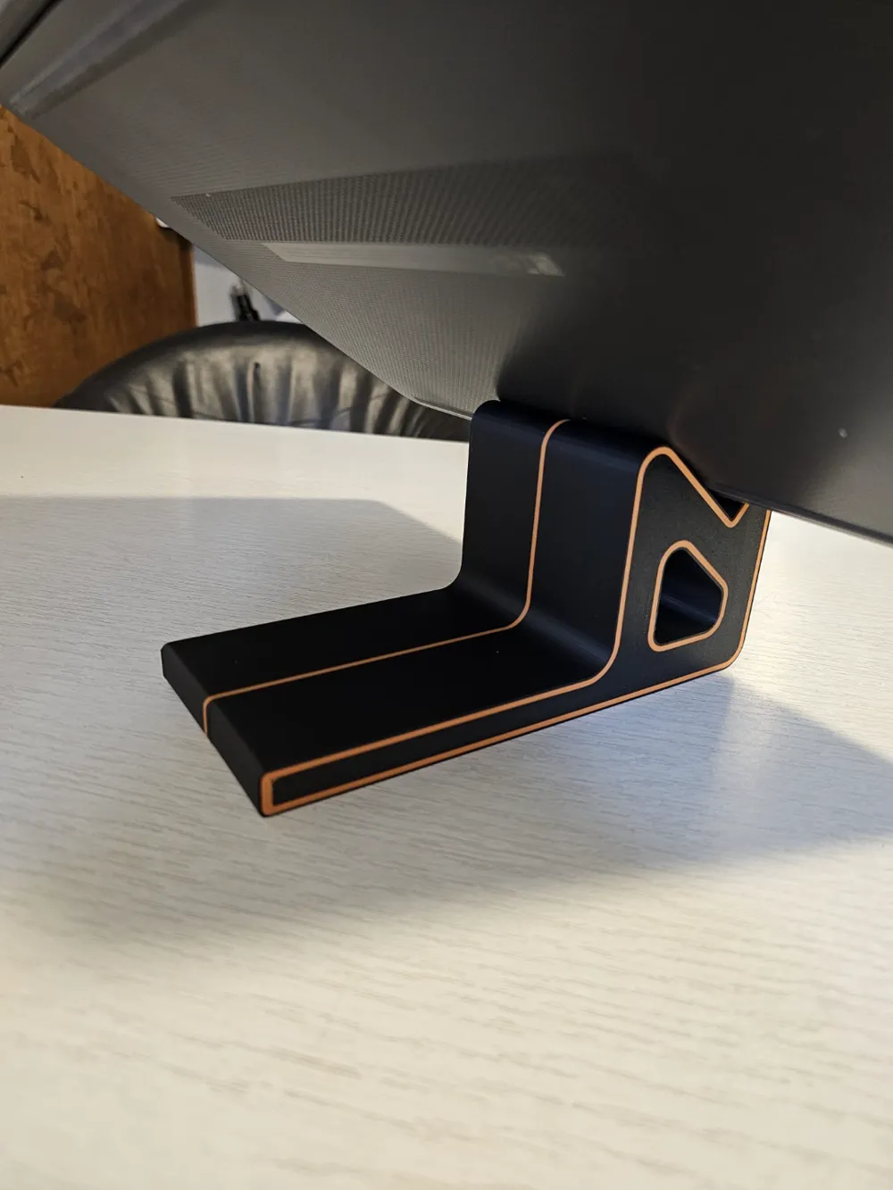 Modern Laptop Stand with Design Accents - Free 3D Print Model - MakerWorld