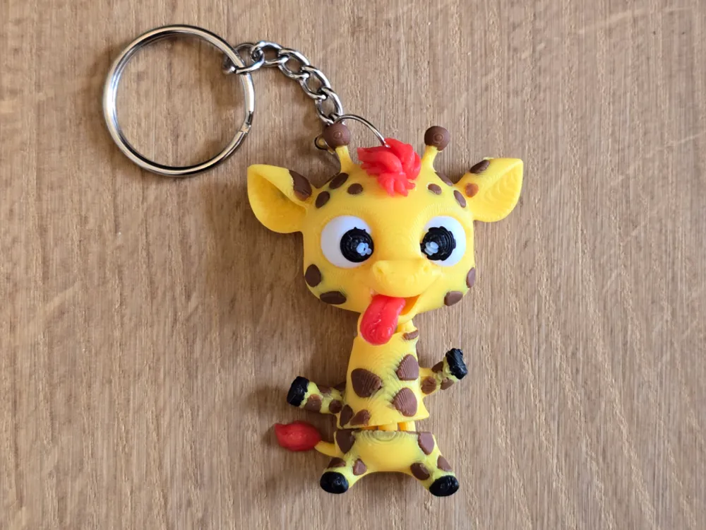 Llavero: Cute Goofy Giraffe flexi keychain. Referencia del modelo original.
