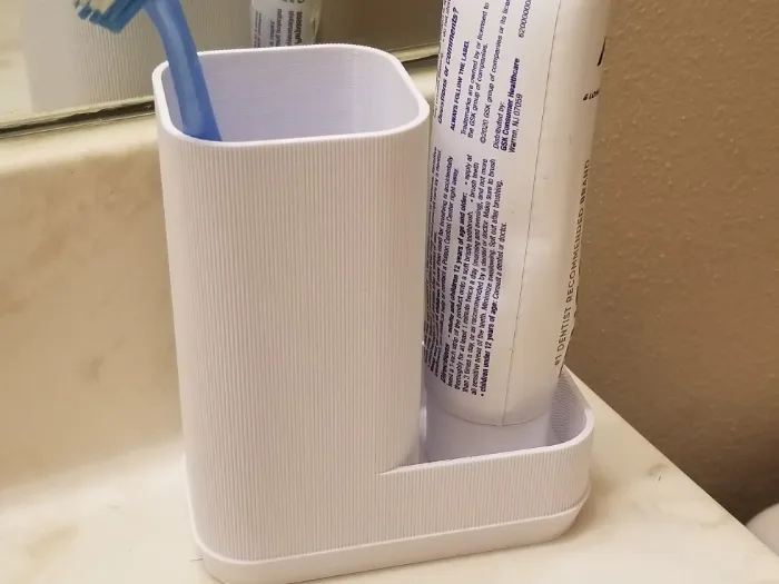 Modern Ribbed Toothbrush and Toothpaste Holder
