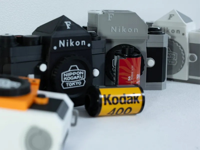 Nikon F Film Case