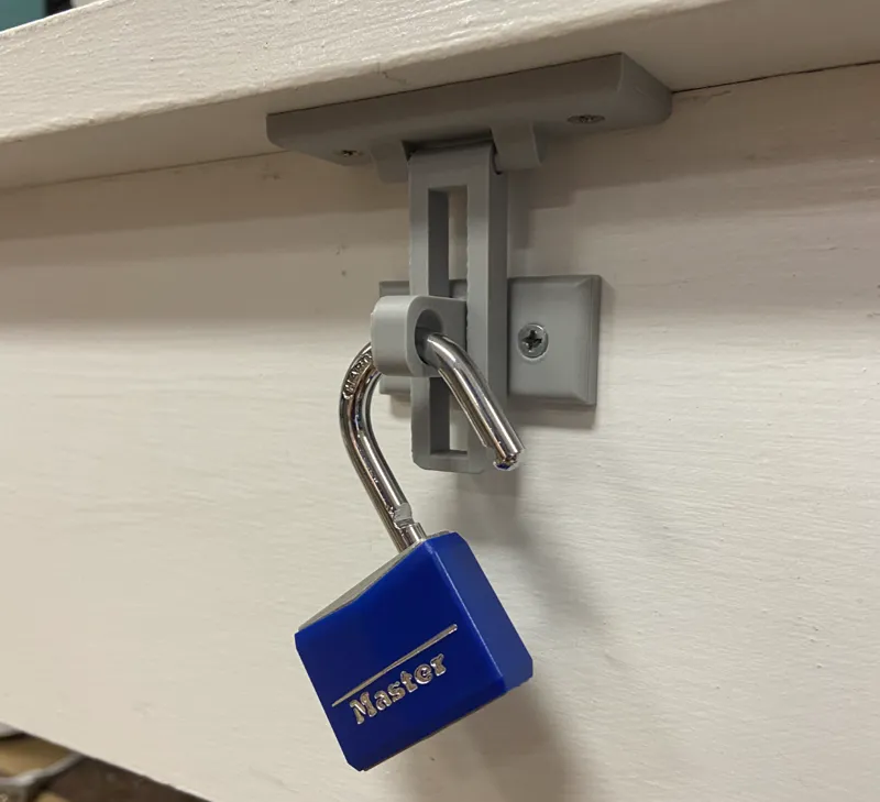 Padlock Latch