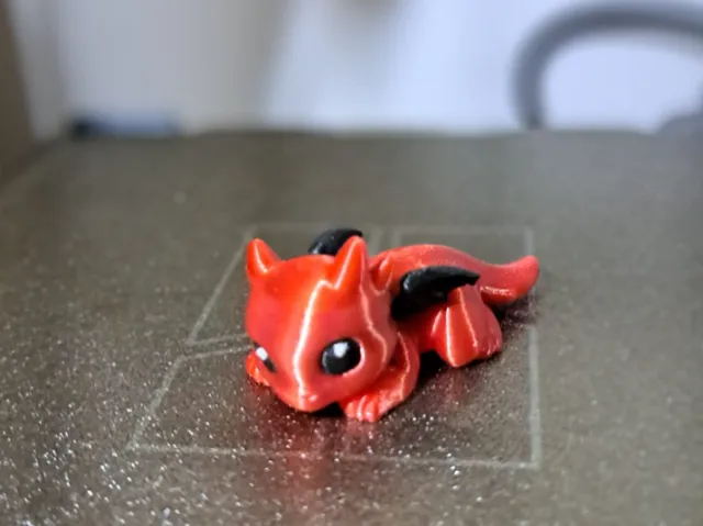 Little Sleep Dragon - keychain