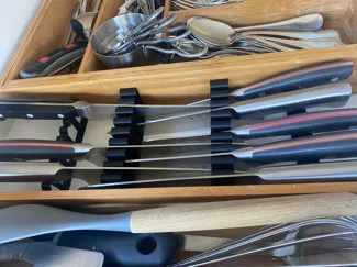 Knife holder |10x knives any shape |133mm wide 