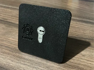 Euro lock display plate