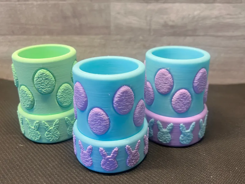 Stapelbarer Eierbecher / Stackable egg cup