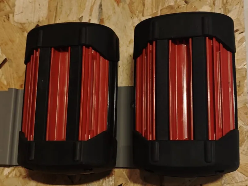 Bosch 36V Akkuhalterung - 3 Akkus