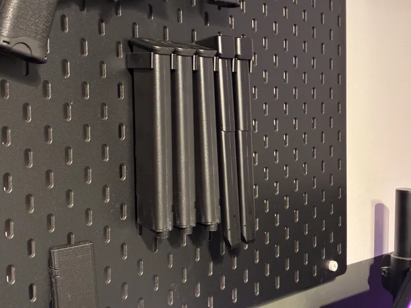 Airsoft SMG arp style Mag holder for Skadis