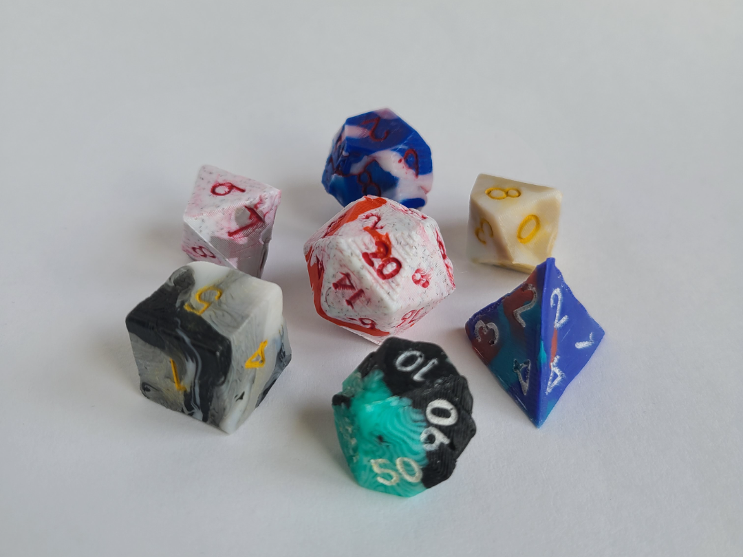 Rediced – Dice Molds for 3D Printing Waste