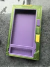Simplified shell: uses a standard core framework, does not support magnetic interfaces or Gundam protective cover