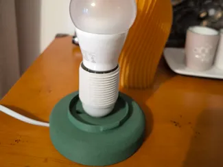 E27 Adapter for three-body-problem-lamp