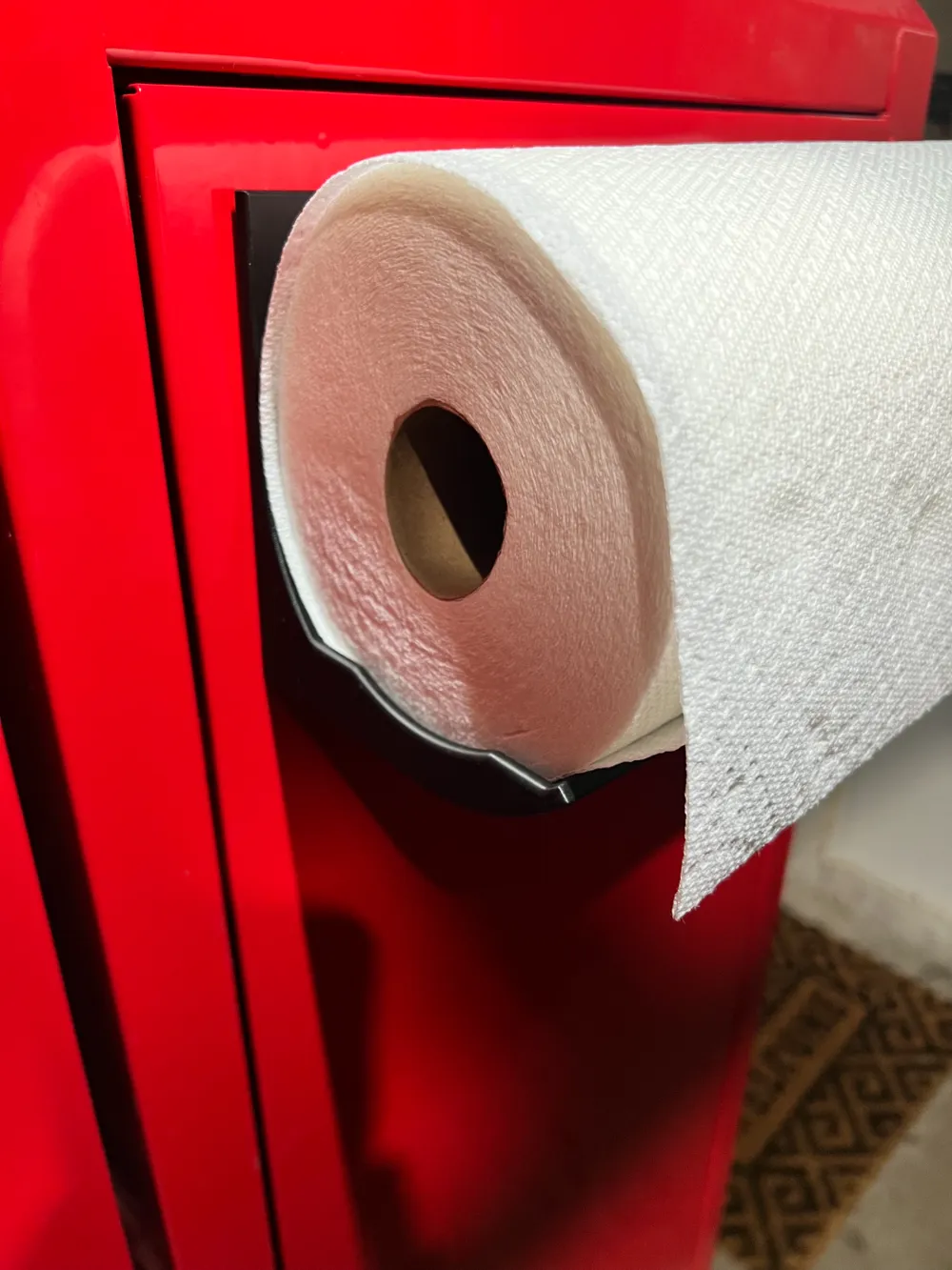 Trash bag holder / paper towel holder by digitalpoint MakerWorld